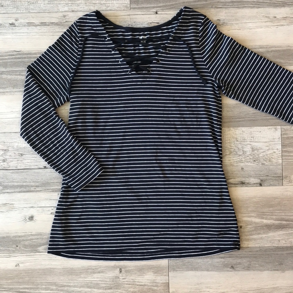 Long Sleeve Tie Up
